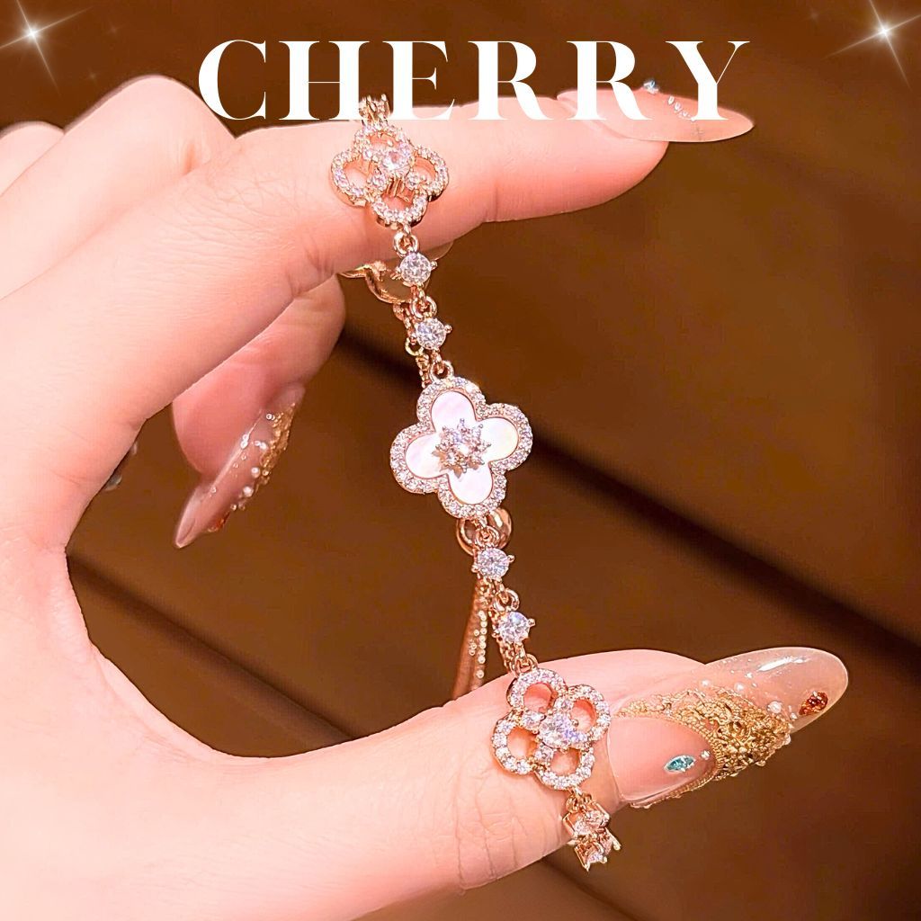 [KHÔNG ĐEN GỈ] Vòng tay thép Titan mạ vàng cỏ bốn lá may mắn thời trang nữ tính CHERRY JEWELRY