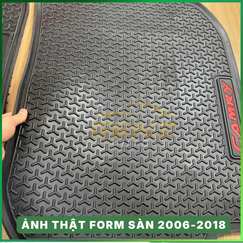 THẢM LÓT SÀN CAO SU xe Toyota Camry đời 2006 -> 2018, 2019 -> nay không mùi, dễ vệ sinh, chuẩn form xe
