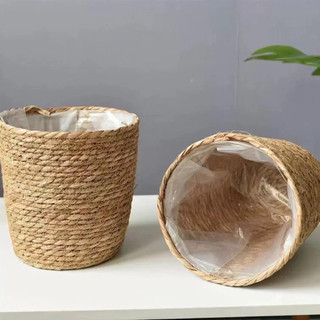 Giỏ cắm hoa, giỏ quà bằng cói có lót nilon dày dặn
