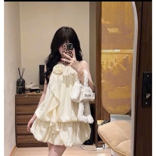 Set Bộ Đồ Nữ Gió Nhăn TRơn Nâu Be Áo Cổ Yếm Hoa To Nổi Phồng Gấu Mix Chân Váy Bí 2 Lớp
