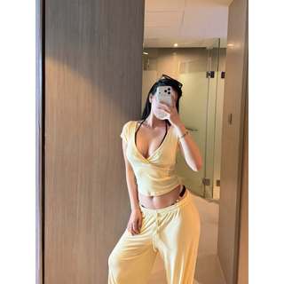 [ DEAL MỞ BÁN ] THEKIM SET LẺ Áo tay ngắn cổ V nhún ngực và quần dài ống suông phối dây rút CS398363
