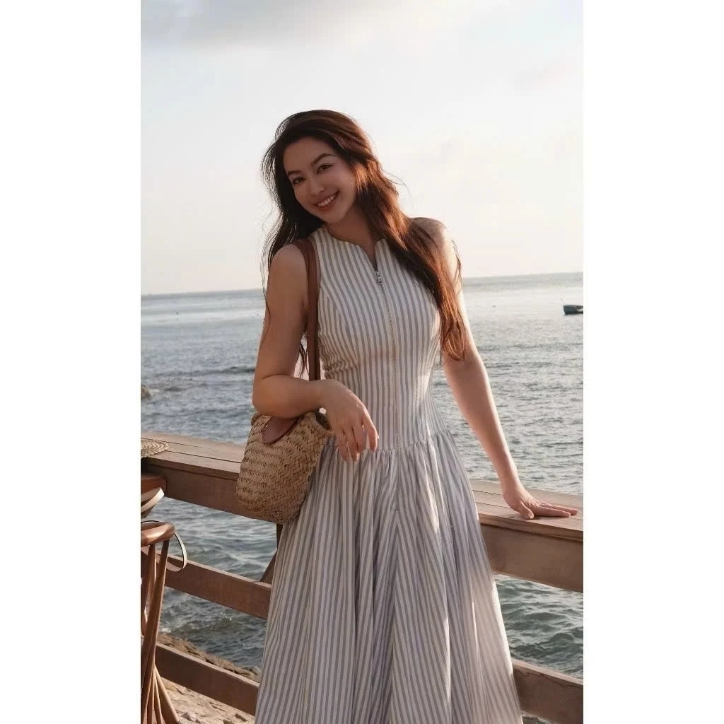 (Sẵn Hỏa Tốc) Váy Maxi Kẻ Xanh Sát Nách Khóa Đồng Chất Thô Cotton Hàn 2 Lớp Chất Xịn Đẹp Hàng Thiết Kế Cho Nữ