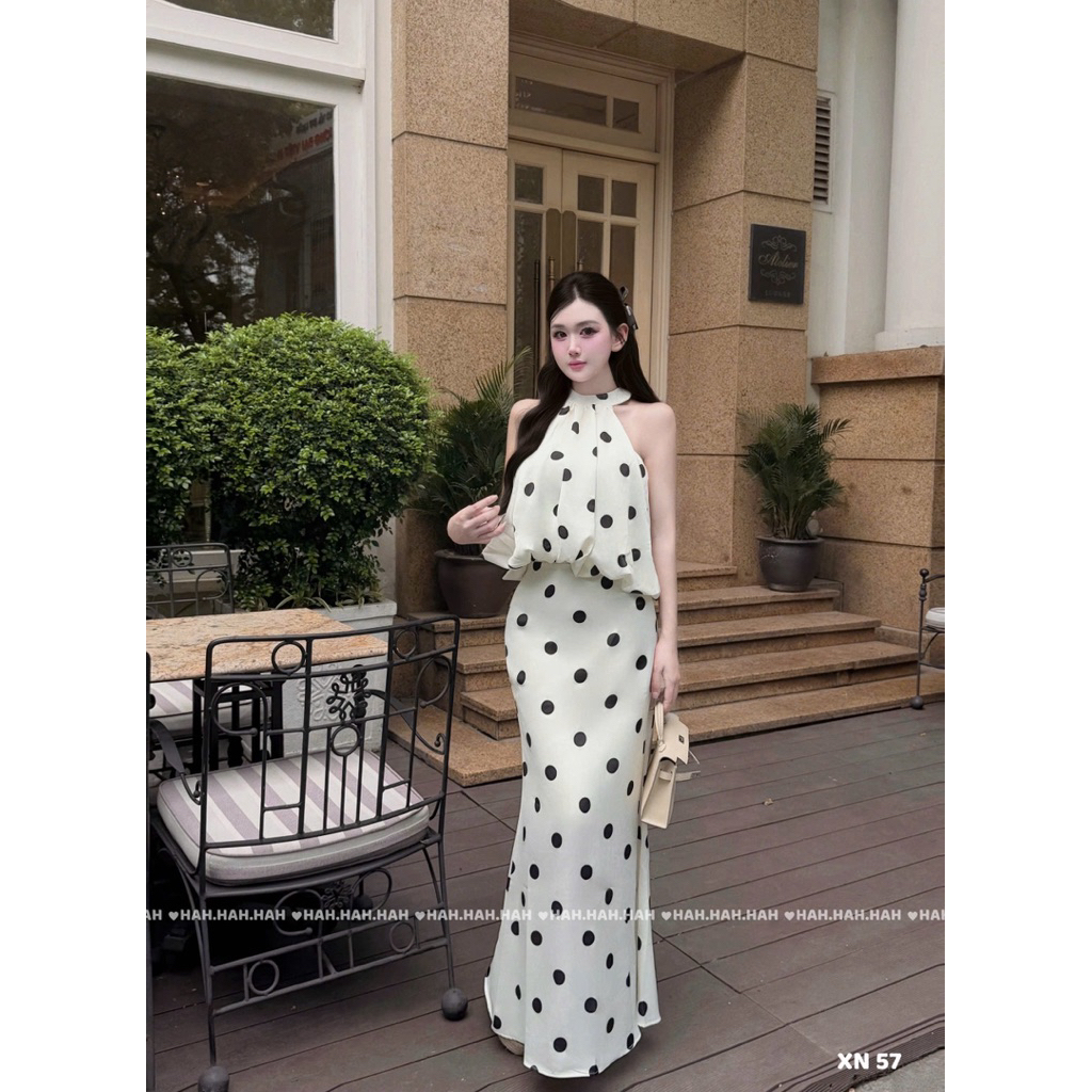 Set váy chấm bi cổ yếm dáng dài siu xinh tôn dáng