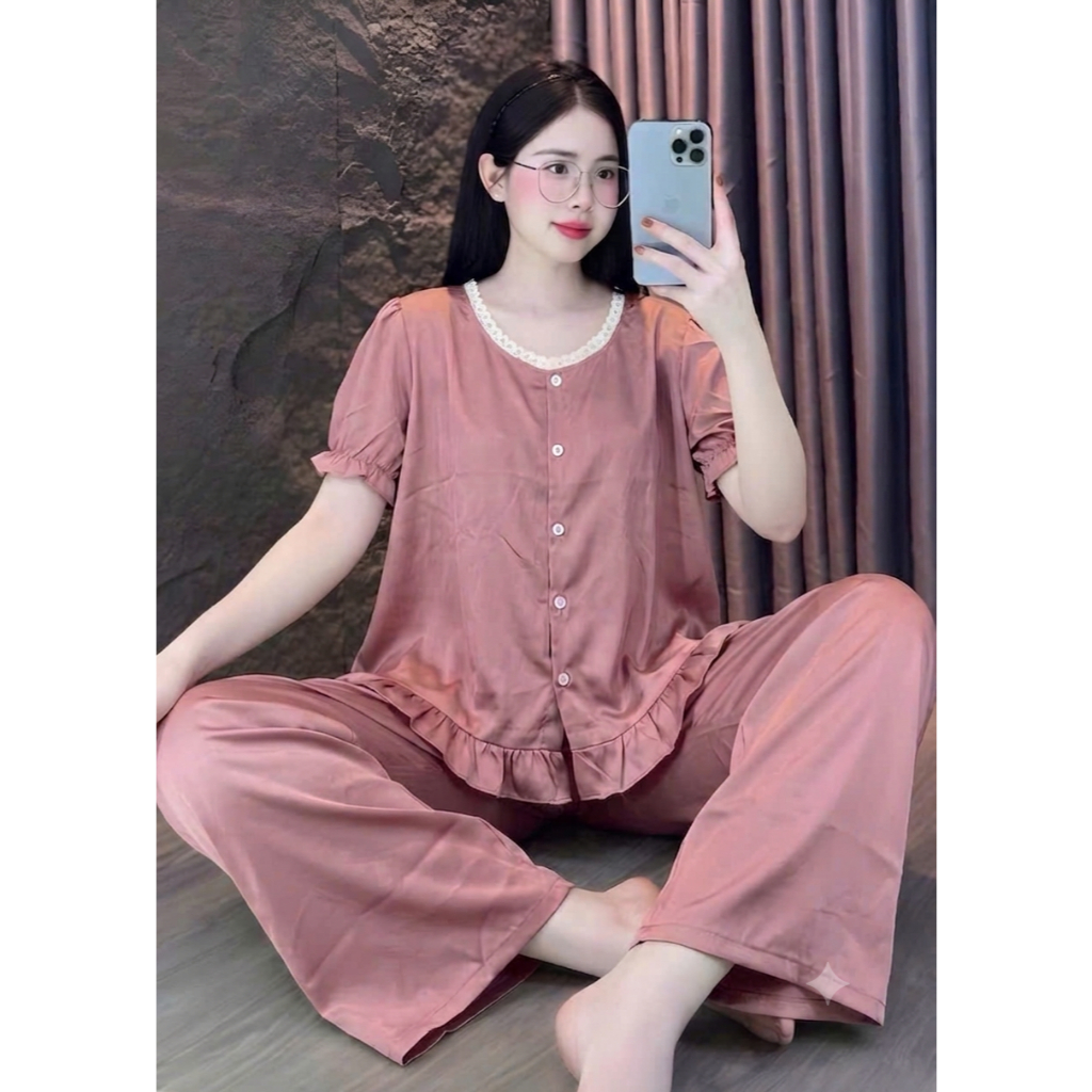 [55-80kg] Đồ Bộ Nữ Mặc Nhà Vải Lụa Latin Quần Dài Áo Cộc Tay Phối Bèo Cổ Ren Sang Trọng Pijama CD03
