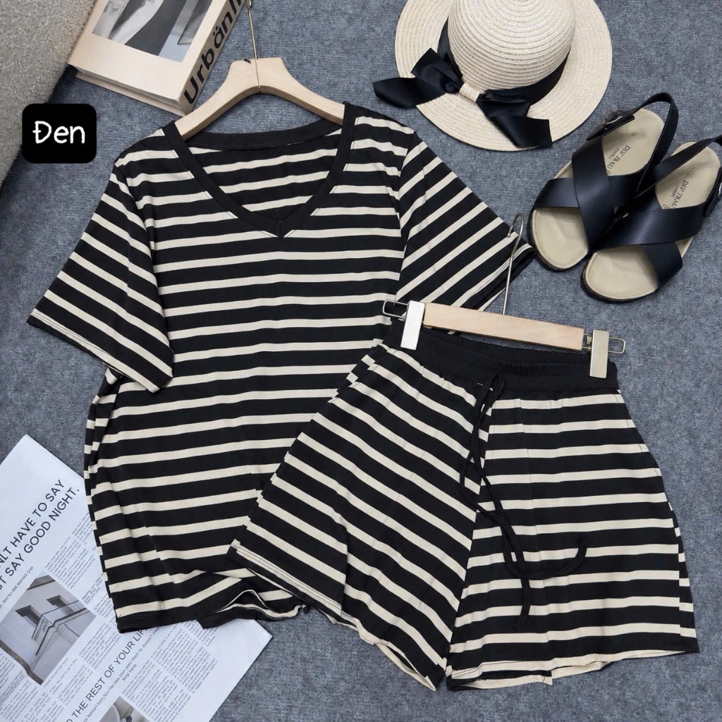 Set Bộ Bigsize Nữ Kẻ Sọc Đen Trắng Cổ Tim, Áo Thun Tay Ngắn Quần Short Thun Mát Từ 50-92kg