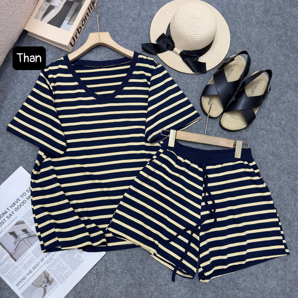 Set Bộ Bigsize Nữ Kẻ Sọc Đen Trắng Cổ Tim, Áo Thun Tay Ngắn Quần Short Thun Mát Từ 50-92kg