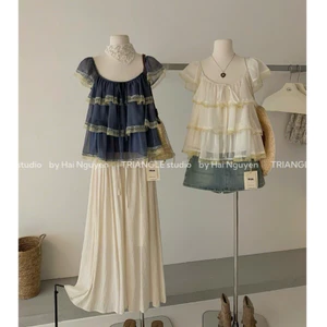 TRIANGLE - Yellow Blouse (Cân nhắc kỹ, return is not welcomed) Áo tơ phối viền ren vàng nhạt style thanh lịch và dễ mặc