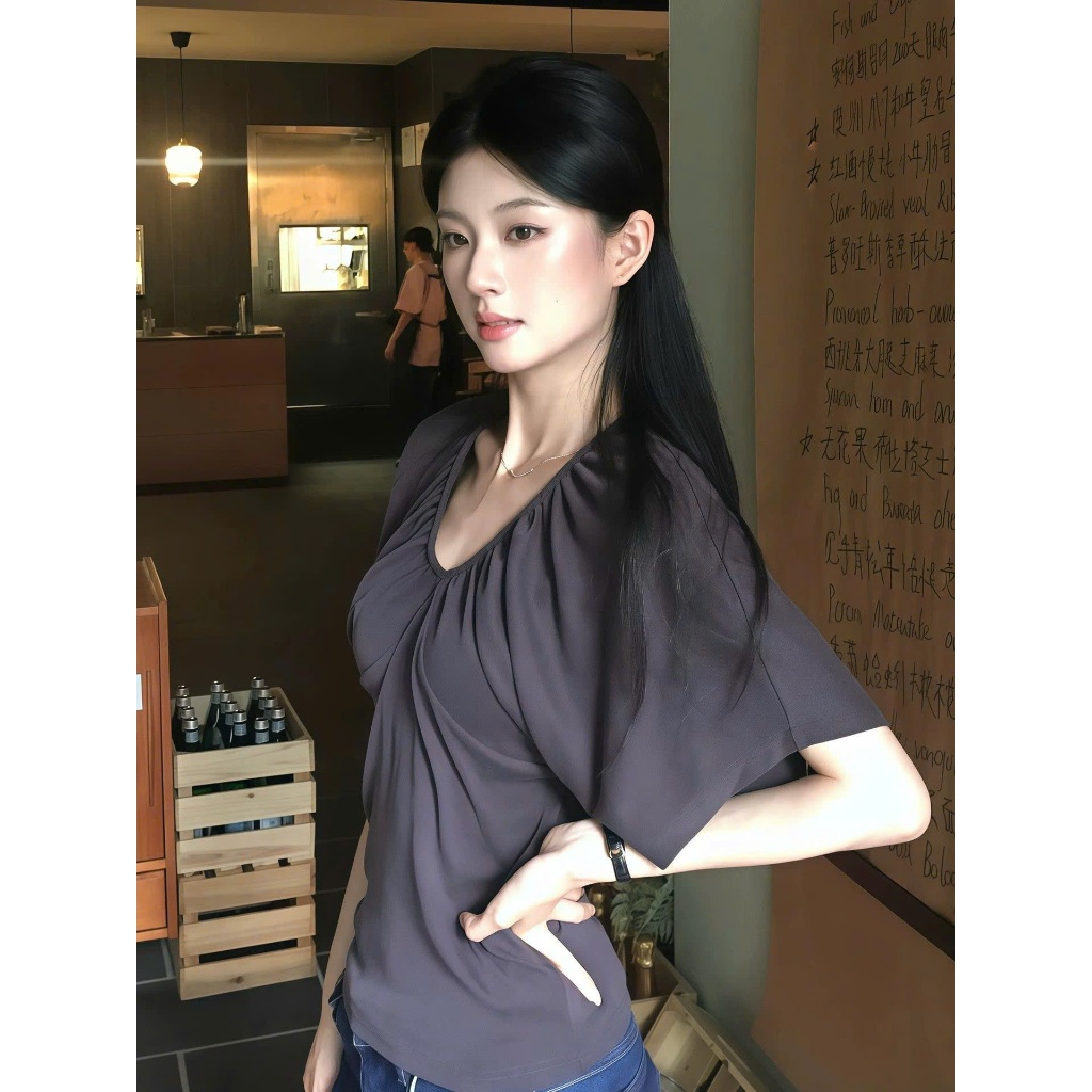 Áo thun tay lỡ xếp ly cổ tròn màu nâu ghi dáng vừa ATNT036 - Tiktik