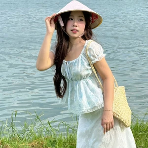 Áo kiểu nữ HEIDI top thô boil tay bồng chạy viền ren phối cúc nâu AO942