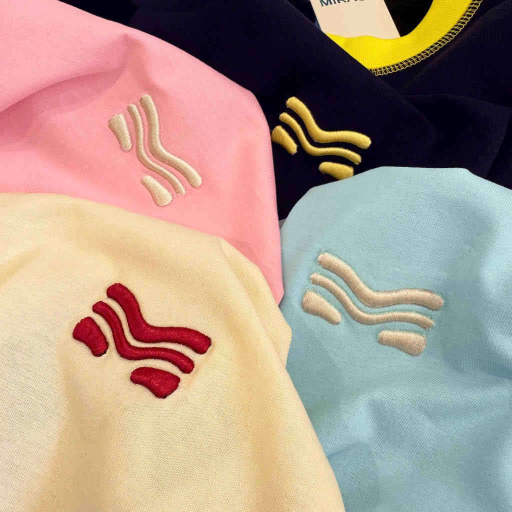 Áo Thun Phối Viền Màu Logo Thêu Xinh Yêu, Chất Cotton Mềm Mịn, Có Kèm Hình Thật.