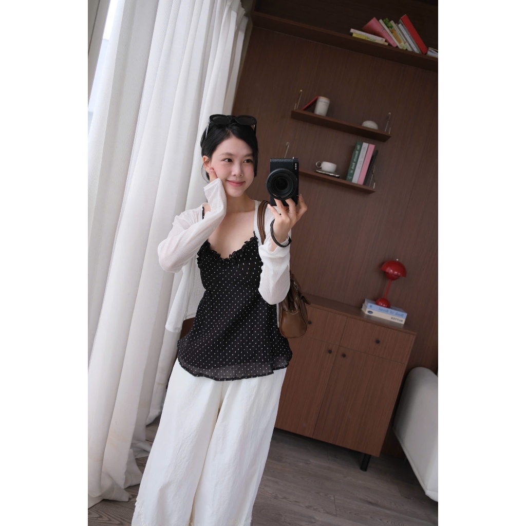 Emma Top (TSW) Áo 2 dây voan chấm bi viền bèo Nữ the.sweaterweather