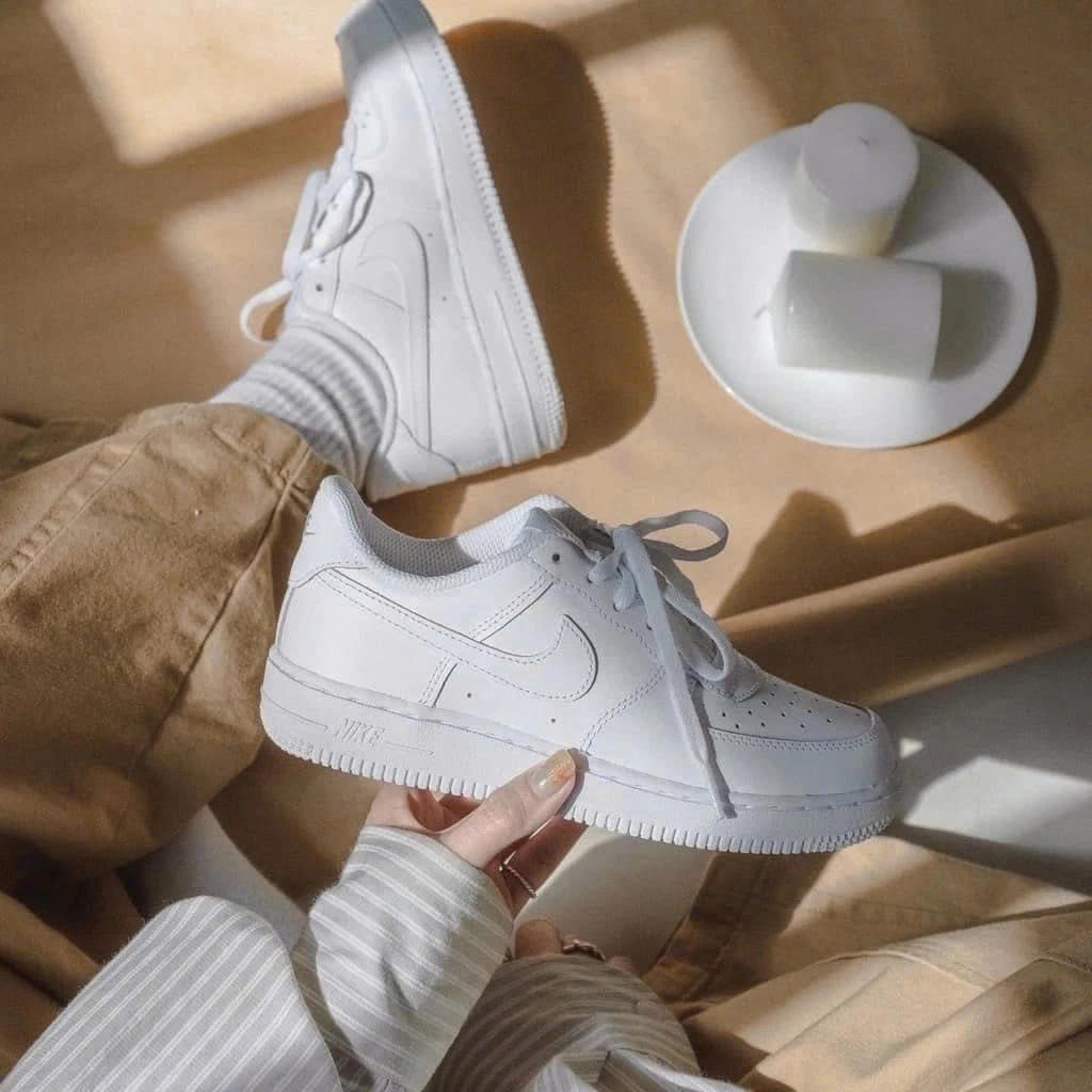 Giày Thể Thao Sneaker Full Trắng Hàng Đẹp Phong Cách Basic Đế Tăng Chiều Cao Đủ size Nam Nữ.