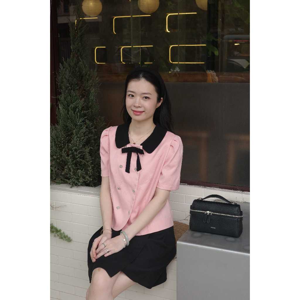 Áo Sơ Mi Công Sở Nữ Ngắn Tay Hoa Trà Cổ Đen Màu Chất Liệu Mềm Mại SM2645 - Màu Hồng/Ghi Xám