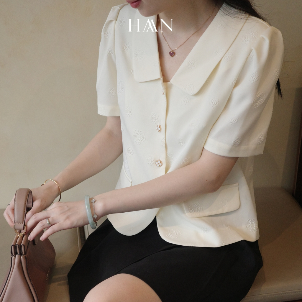 Áo Sơ Mi Công Sở Nữ Họa Tiết Hoa Trà Màu Kem Dịu Dàng Nhã Nhặn HAAN Design SM2651