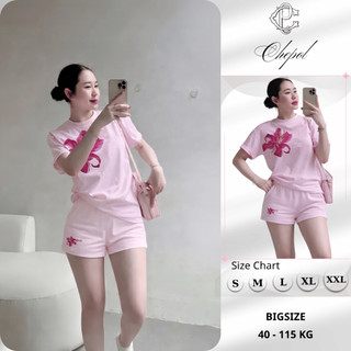 Bộ Áo Phông Nữ Chepol Form Rộng, In Bông Hoa, Cổ Tròn, Phối Quần Đùi, Chất Cotton (Áo Thun Hồng + Quần Đùi Hồng)CP_21964