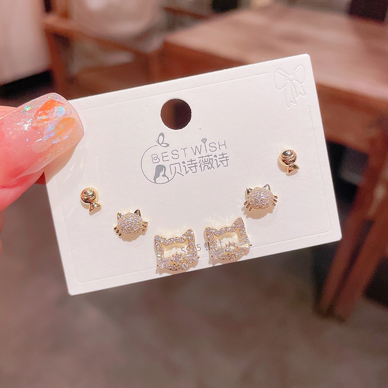 V.I.T Accessories | Set bông tai mèo đính đá 6 chiếc (1 màu)