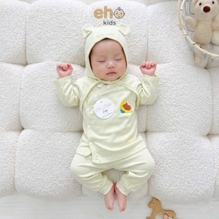 Eho Kids giới thiệu set đồ 3 chi tiết cho bé yêu: quần cạp cao và mũ đội đầu cùng tông màu.