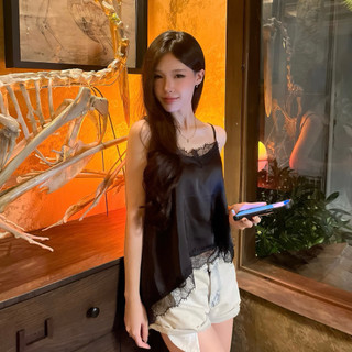 (Free size <55kg) Áo lụa 2 dây vạt chéo phối ren FORM NGẮN- Pearla.studio
