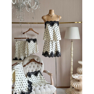 Set Lụa Ren Chấm Bi Chân Váy Ngắn Chuẩn Linh Hoàng