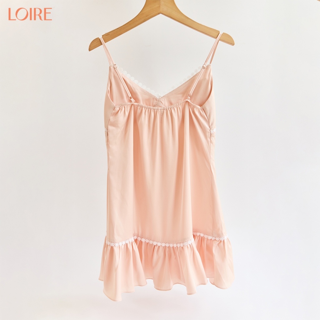 Váy Ngủ Loirechic FDMN260376 Có Mút Chất Lụa Mềm Mát Điểm Ren a Nhấn
