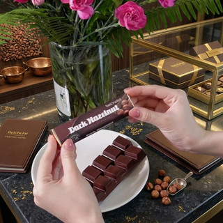 Socola Thanh Hạt Phỉ Hazelnut Praline 55% Cacao Belcholat Dark Chocolate Ăn Vặt Healthy thơm ngậy