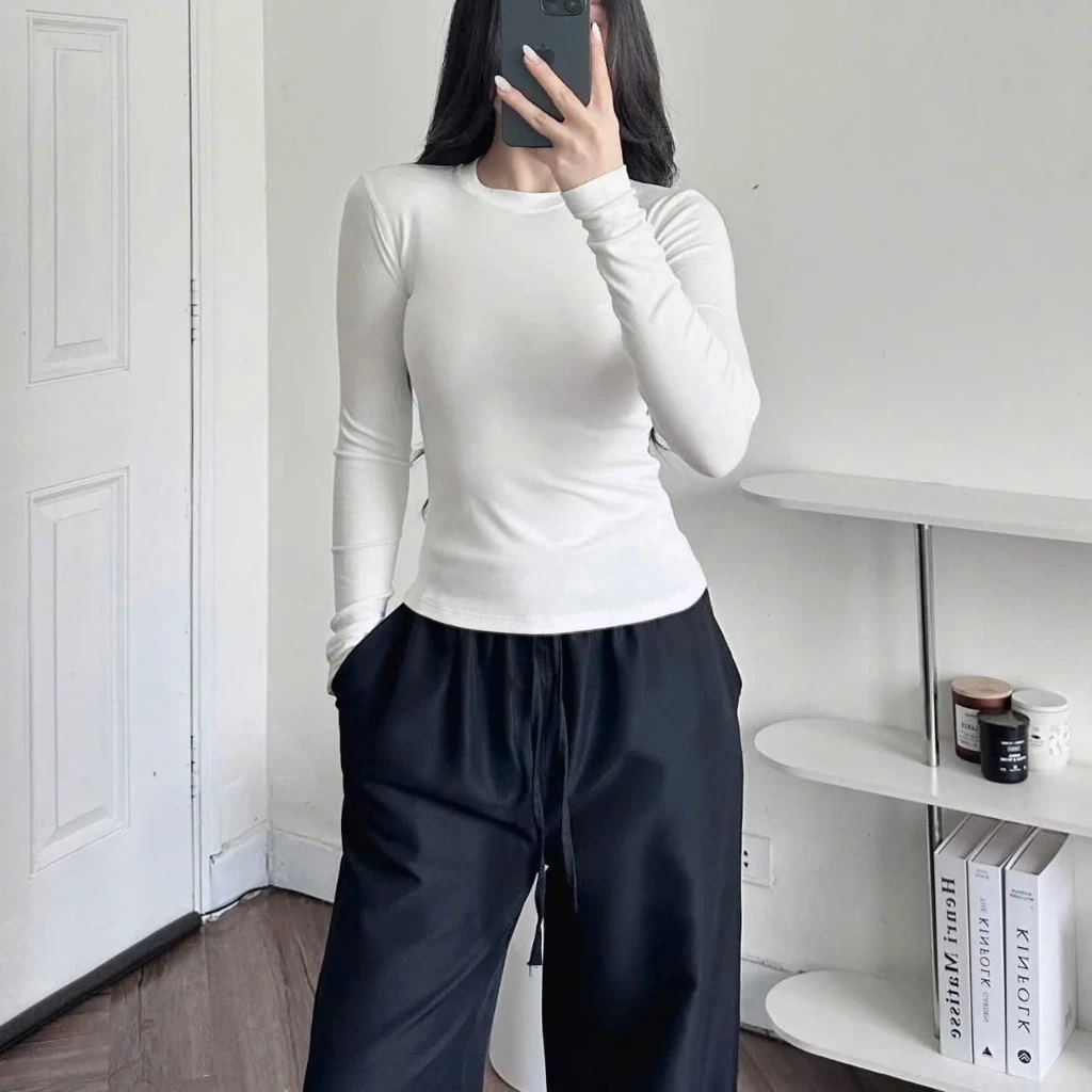Áo Tăm Dài Tay Nữ AZ CLOTHING Dáng Ôm Tôn Dáng Áo Thun Thu Đông Cổ Tròn Chất Thun Lạnh Co Giãn Mềm Mịn Basic