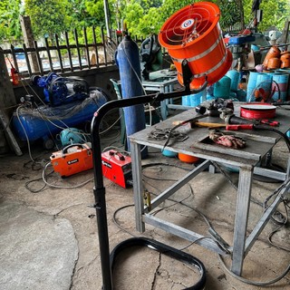 Giá đỡ quạt hút khói quán ăn lẩu nướng, nướng than ngoài trời -  tải trọng 20kg