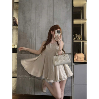 Set Áo Babydoll Ba Lỗ Ly Dáng Dấu Chân Váy Be Xám Lannie