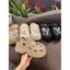 Giày sục bánh mì đế cao 7cm đính kèm stiker HOA MAI