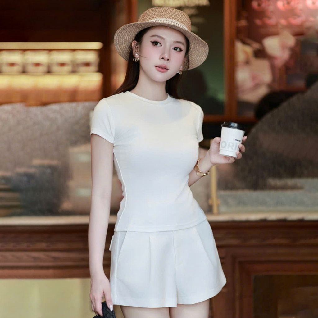 Quần Short Nữ Trắng Cạp Cao Dáng A Form Đẹp Tôn Dáng Thanh Lịch | BASIC BABE