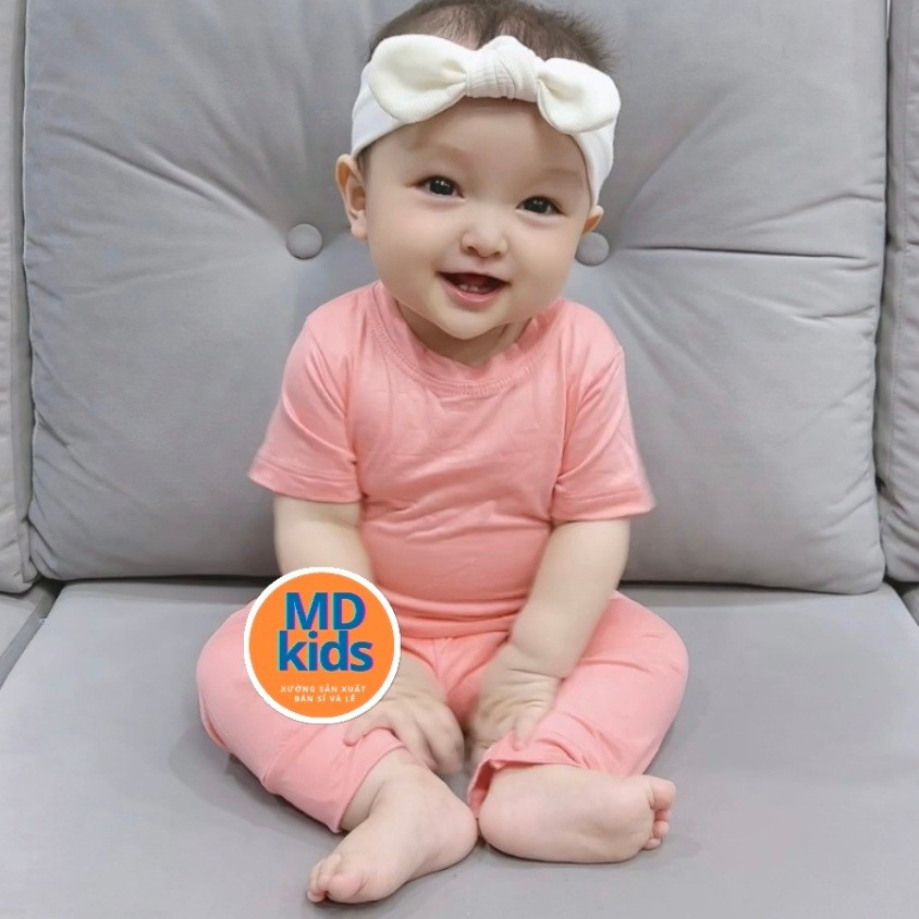 Bộ quần áo thun lạnh tay ngắn quần dài MDKIDS cho bé trai và bé gái 5-15kg.