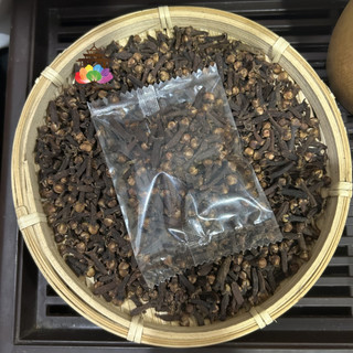 10g nụ đinh hương khô, dùng làm gia vị nấu ăn, dùng làm trà, trang trí