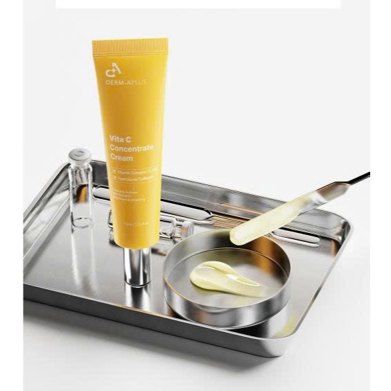 A131_ Kem dưỡng Vit C Derm A Plus Vit C Concentrate Cream 30ml