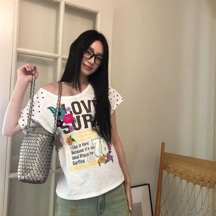 Áo baby tee thun ngắn tay phối chấm bi hoạ tiết hoa và chữ số 78 nổi ABBT068 - Tiktik
