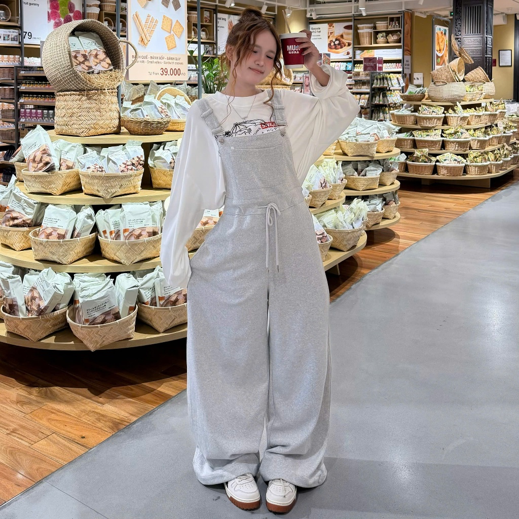 Quần Yếm Nỉ Chân Cua SSSA Form Unisex Không Xù Che Khuyết Điểm Tốt Dành Cho Nam Nữ SSSTORE.Aesthetic | BigBuy360 - bigbuy360.vn