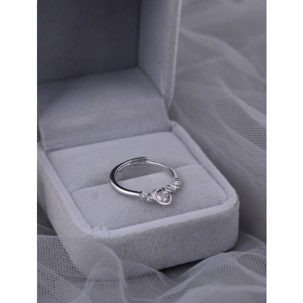 Nhẫn Nữ Mạ Bạc Celestial Heart Đính Đá Zircon Cao Cấp - Trái Tim Ngôi Sao Điều Chỉnh Size