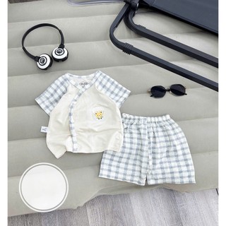 Bộ Sơ Sinh Cộc Tay Vạt Chéo Mềm Mịn, Không Gây Kích Ứng Cho Bé Thoáng Mát Màu Xinh Cho Bé 3-9 Kg - SS14