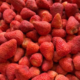 200G DÂU TÂY SẤY THĂNG HOA, DÂU TÂY SẤY GIÒN, XỐP, NGỌT NHẸ, CHUA TỰ NHIÊN, THƠM DÂU