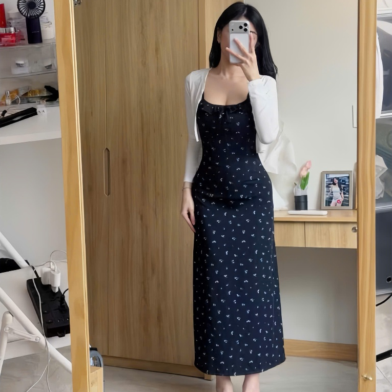 Đầm 2 dây in hoa dáng dài ,cổ viền bèo đính nơ có mút chất thun gân phối khoác thun Ladong