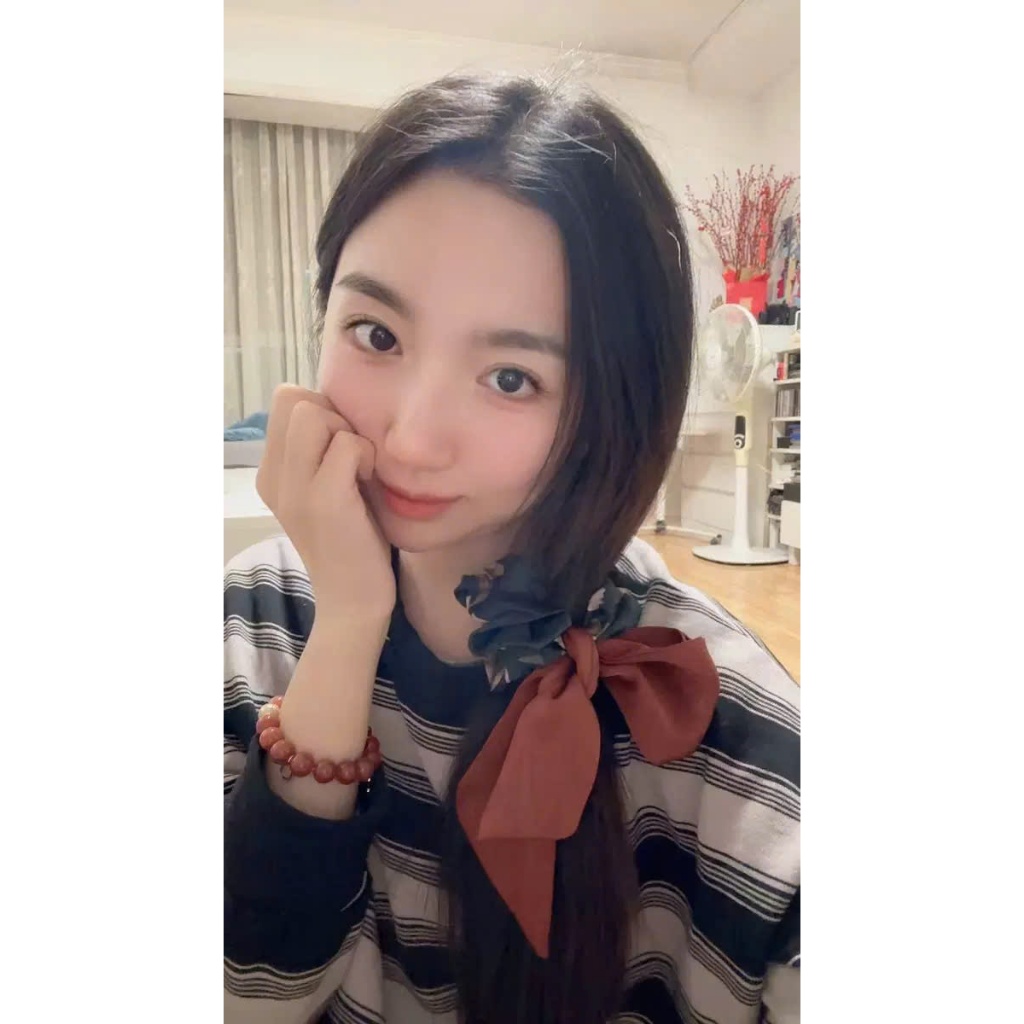 Buộc Tóc Scrunchie Lụa Phối Nơ Dài Hàn Quốc – Buộc Tóc Nữ Thanh Lịch Phong Cách Nàng Thơ
