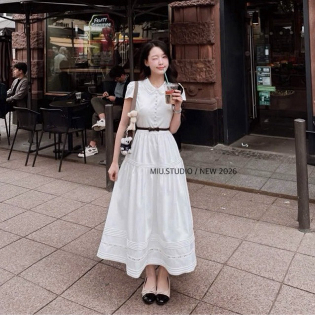 Váy TK dáng dài cổ sen phối viền ren đính cúc bọc sang chảnh,Đầm maxi trắng tay ngắn bo eo kèm đai nơ thanh lịch công sở