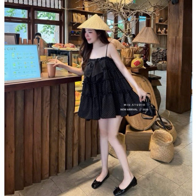 MIU.STUDIO• Váy 2 dây châm bi dáng babydoll xoè tầng phối nơ sang chảnh ,Đầm nữ bánh bèo dáng rộng phối bèo tầng cao cấp