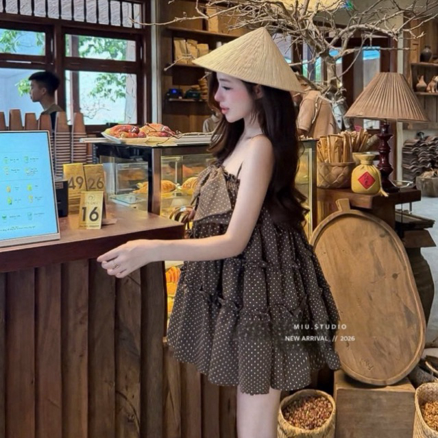 MIU.STUDIO• Váy 2 dây châm bi dáng babydoll xoè tầng phối nơ sang chảnh ,Đầm nữ bánh bèo dáng rộng phối bèo tầng cao cấp