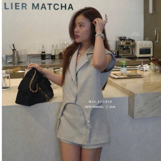 Set áo gile sát nách cổ đức kèm chân váy chữ A thanh lịch , Bộ vest nữ màu xám dáng ngắn style Hàn Quốc sang chảnh