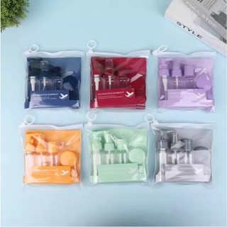 Set chiết mỹ phẩm du lịch Travel 5 món siêu tiện lợi, nhỏ gọn thông minh.