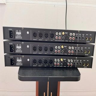 Vang Cơ Lai Số JB S8 PLUS , Echo ,Reverb, Ƒbx Chống Hú Tự Động, Chip Xử Lý Công Nghệ Mới 48bit DSP,Chế Độ Effect