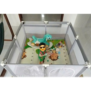 Quây bóng cho bé size 1m35x1m35 khung kim loại có tặng kèm 10 bóng cho bé vui chơi