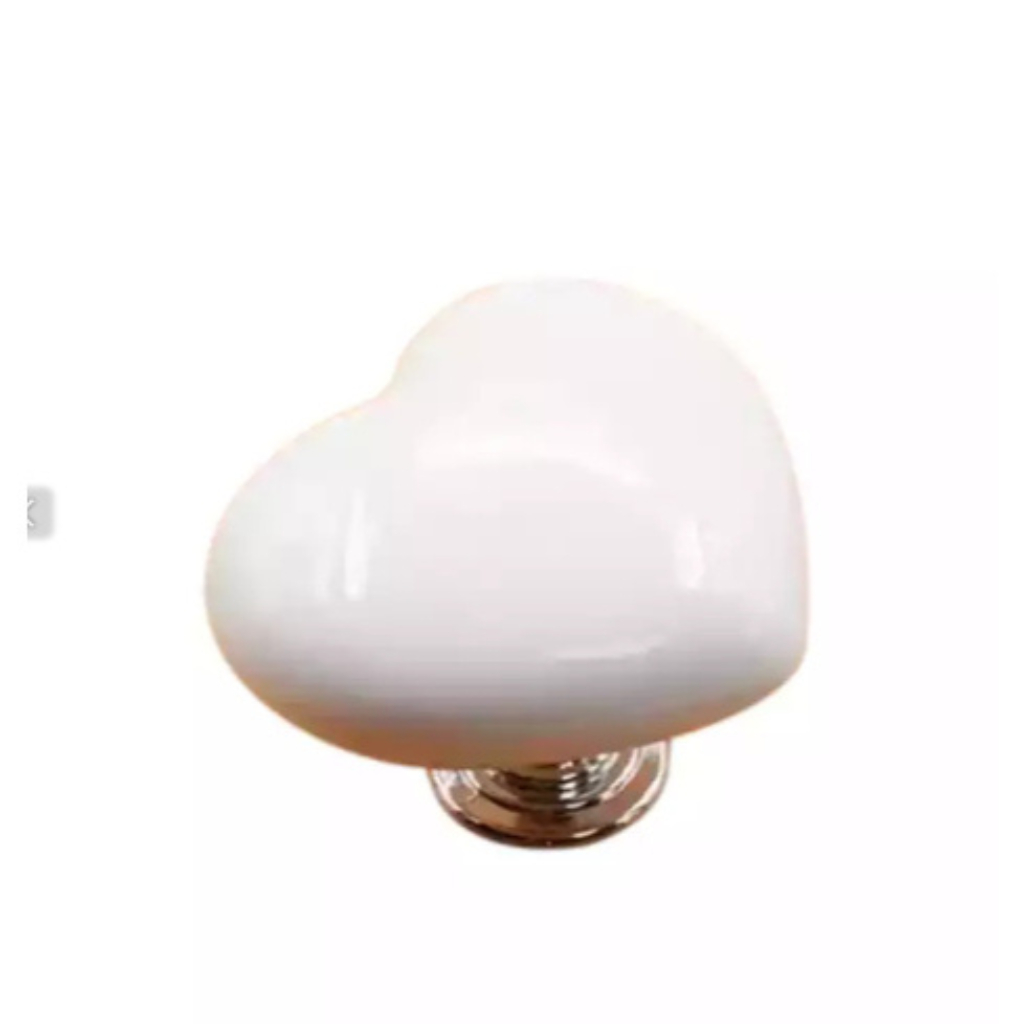 Nút Bấm Vệ Sinh Hình Trái Tim Đỏ Cho Bồn Cầu