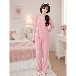 Bộ Mặc Nhà Nữ Áo Tay Dài Viền Ren Và Quần Dài Chất Thun Gân Cotton Mềm Mịn, Bộ Đồ Ngủ Nữ Thu Đông Dễ Thương -BD019