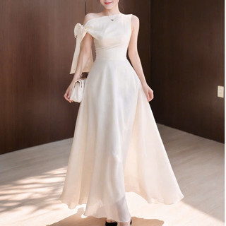 Đầm trễ vai phối nơ vải tơ nhẹ nhàng nữ tính